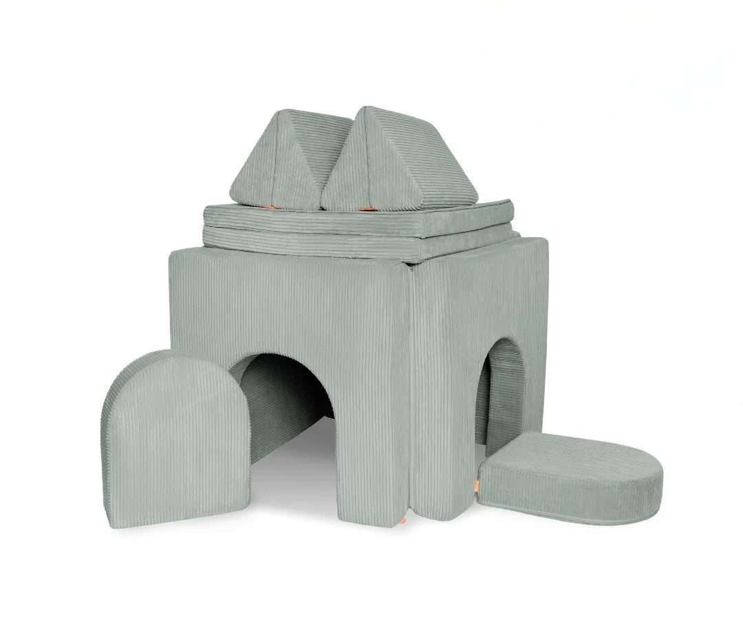FUNZY Namelio rinkinys – žaidimų sofa + Arkos